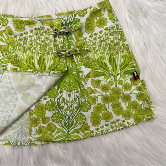 Tommy Hilfiger Wrap Swim Skirt Size Medium - Picture 3 of 6